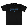 ラビリンス アーチ Tシャツ ITP26506 - ブラック/ユーエスブルー