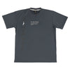 バーティカルロゴ Tシャツ ITP26508 - チャコール/ホワイト