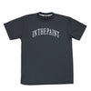 ベーシック カレッジロゴ Tシャツ ITP25332 - チャコール