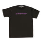 タイポグラフィー タグ Tシャツ ITP25338